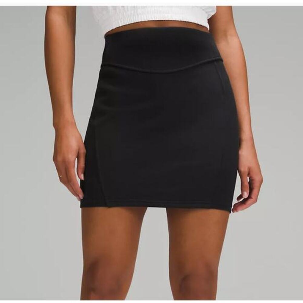 Lululemon Scuba HR Mini Skirt Black High‎ Rise Fleece LW8ALSS XL